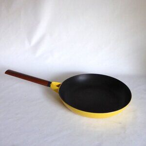 VINTAGE 11” SKILLET WATERFORD IRELAND COLORCAST YELLOW ENAMEL CAST IRON SKILLET